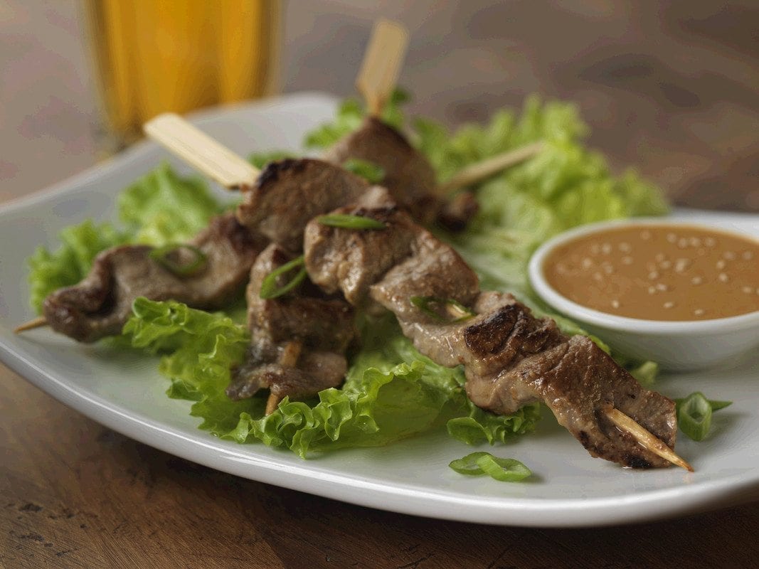 Canadian-Beef-Beef-Steak-Brochettes-with-Peanut-Dipping-Sauce