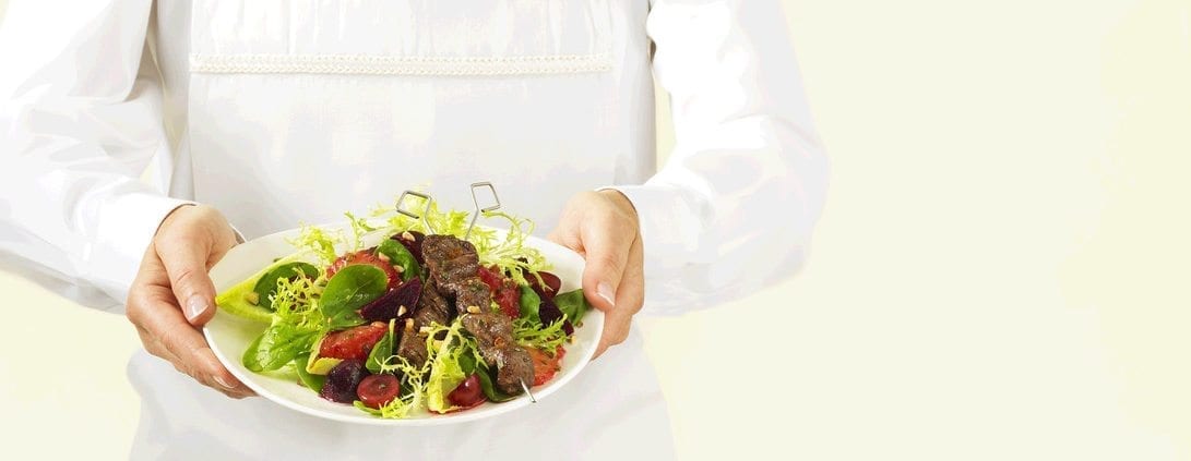 Canadian-Beef-Rosemary-Beef-Skewers-with-Winter-Salad