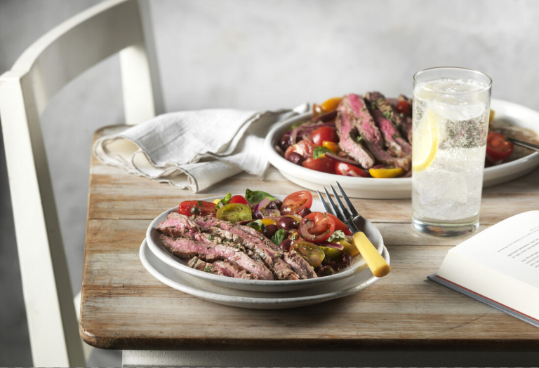 Bifteck de flanc à la gremolata et salade puttanesca