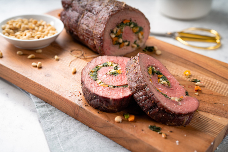 Rosbif farci aux épinards, au cheddar fumé et au prosciutto