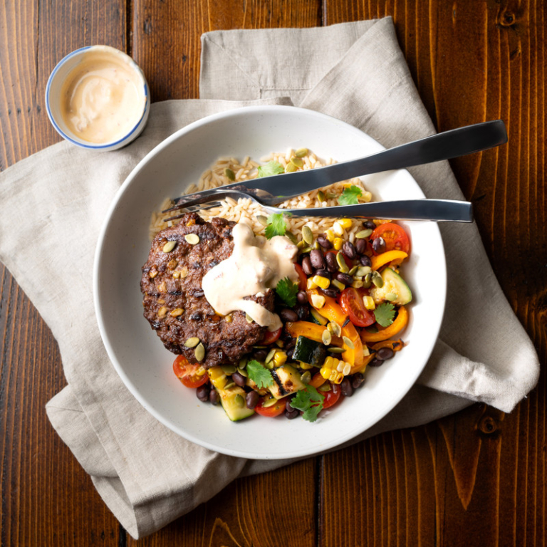 Bol-repas au burger de picadillo cubain