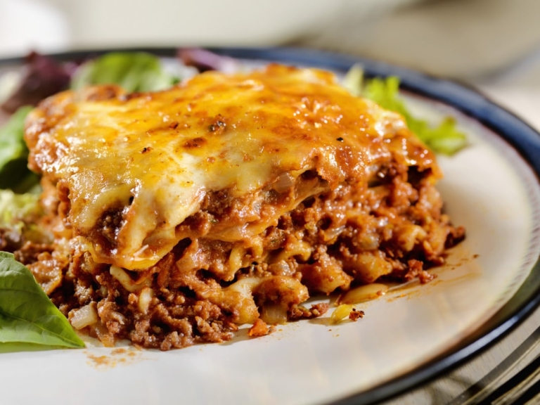 Lasagne au bœuf italienne traditionnelle